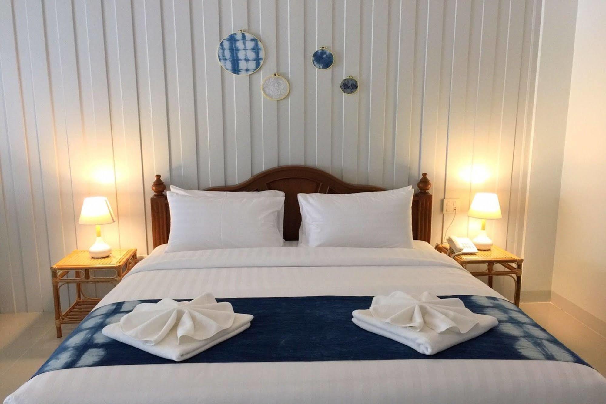 Baan Iyara Hotell Nan Eksteriør bilde